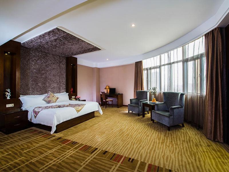 Vienna Hotel Nanning Jiangnan Wanda エクステリア 写真